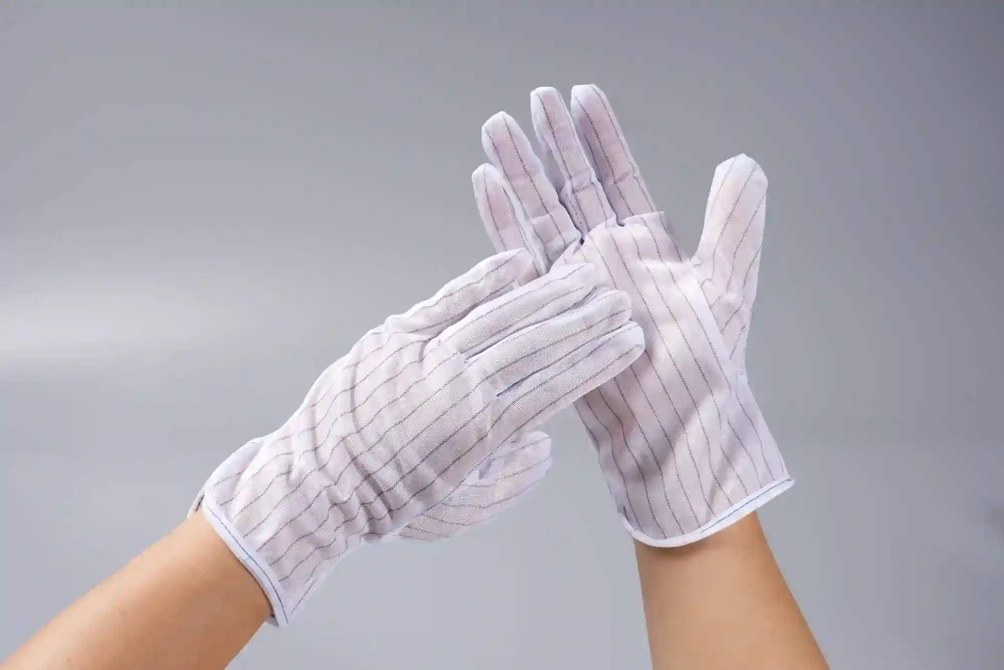 Details of Double-sided Anti-static Gloves