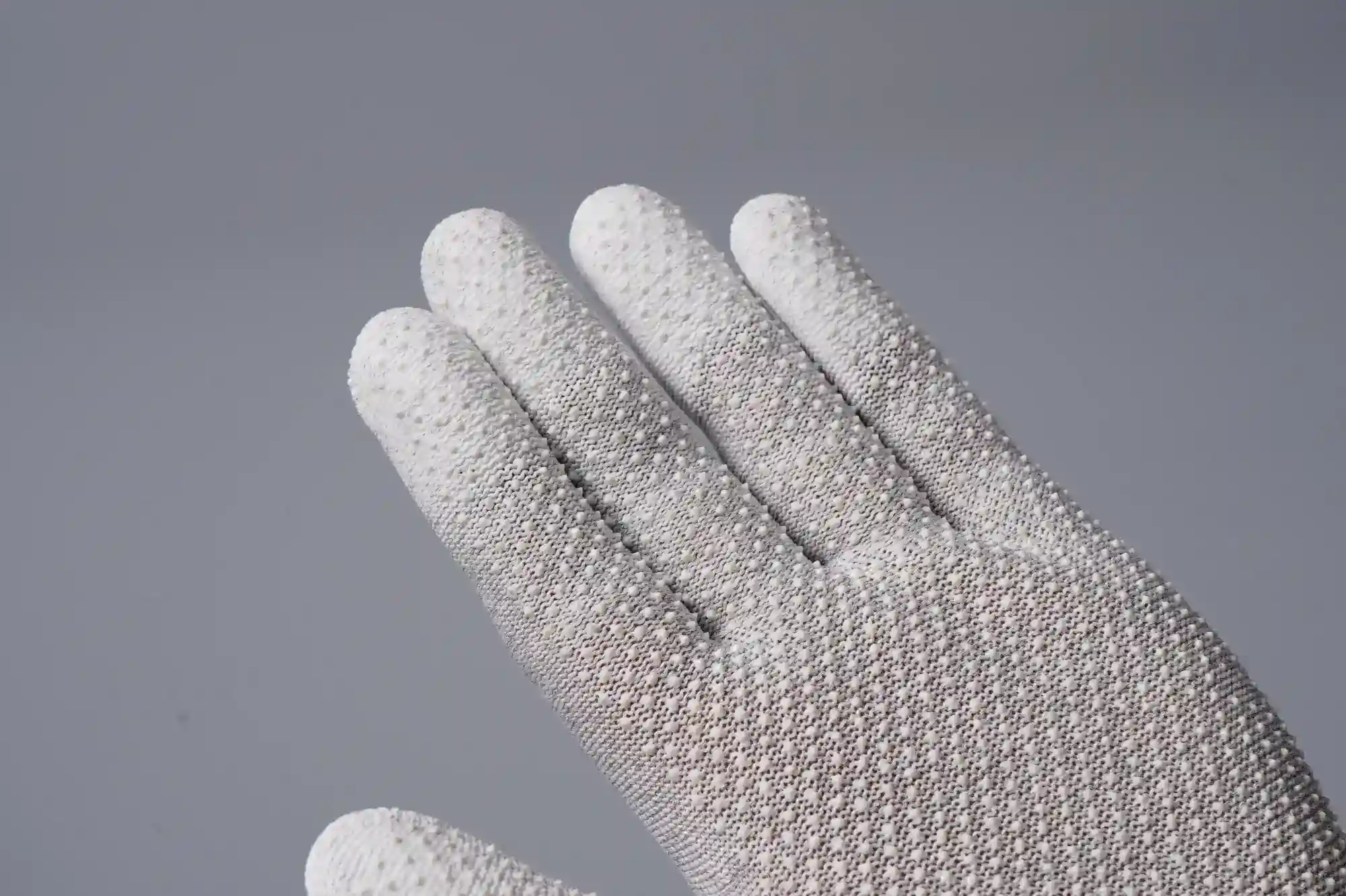Carbon Fiber Knitted Glove